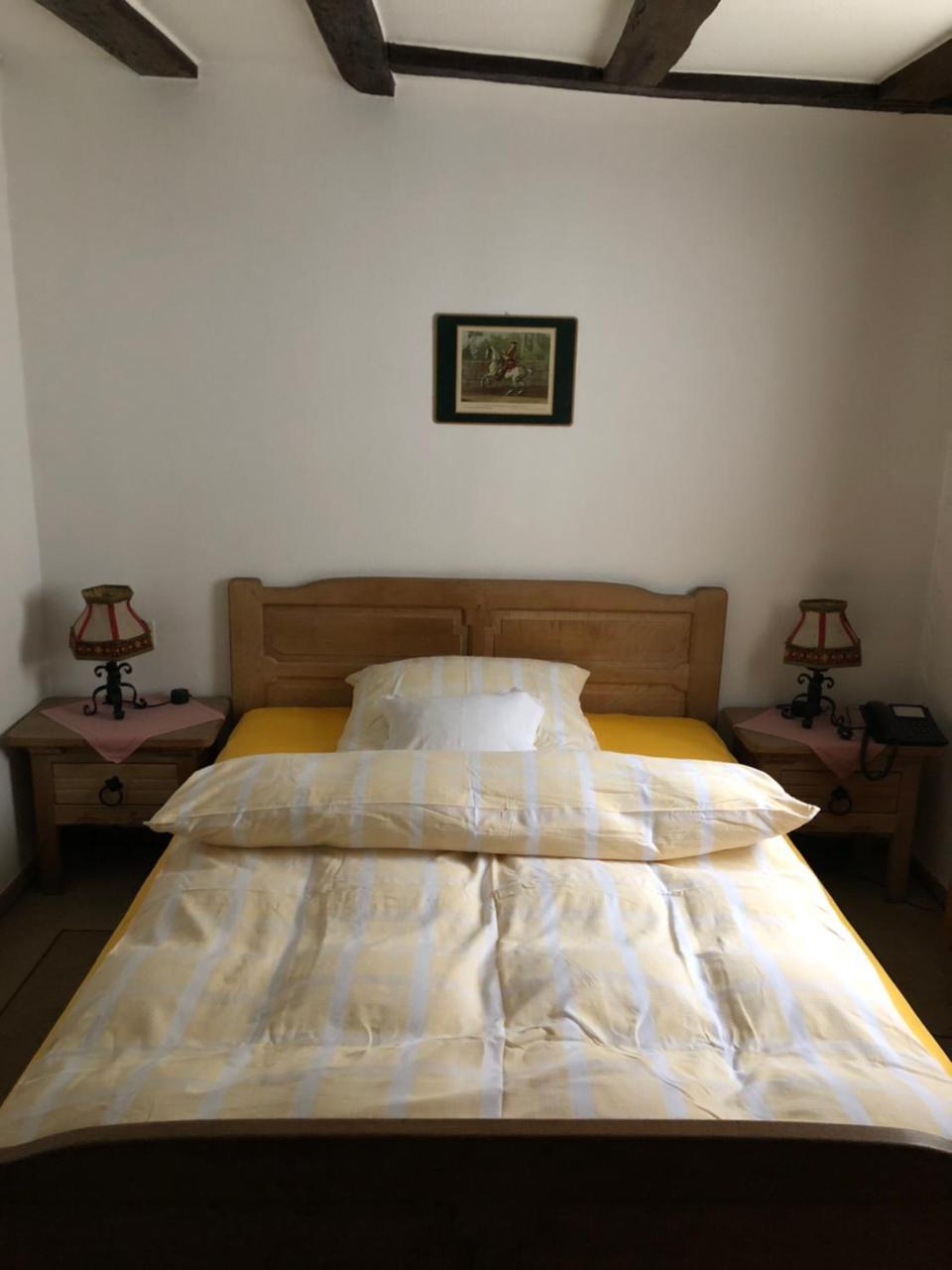 Flecker Hotel Freudenberg  Buitenkant foto